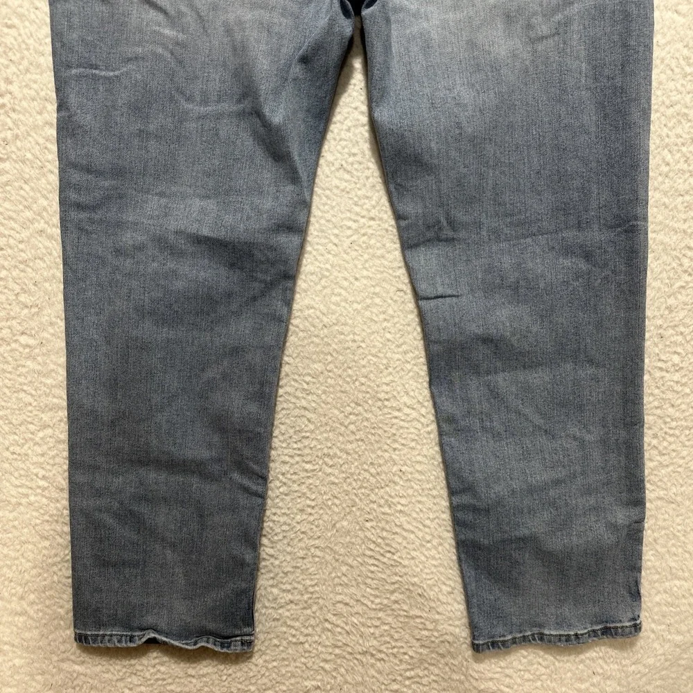 Harley Davidson Men's Jeans Size 36 Light Wash Straight Denim Embroidered‎ Logo